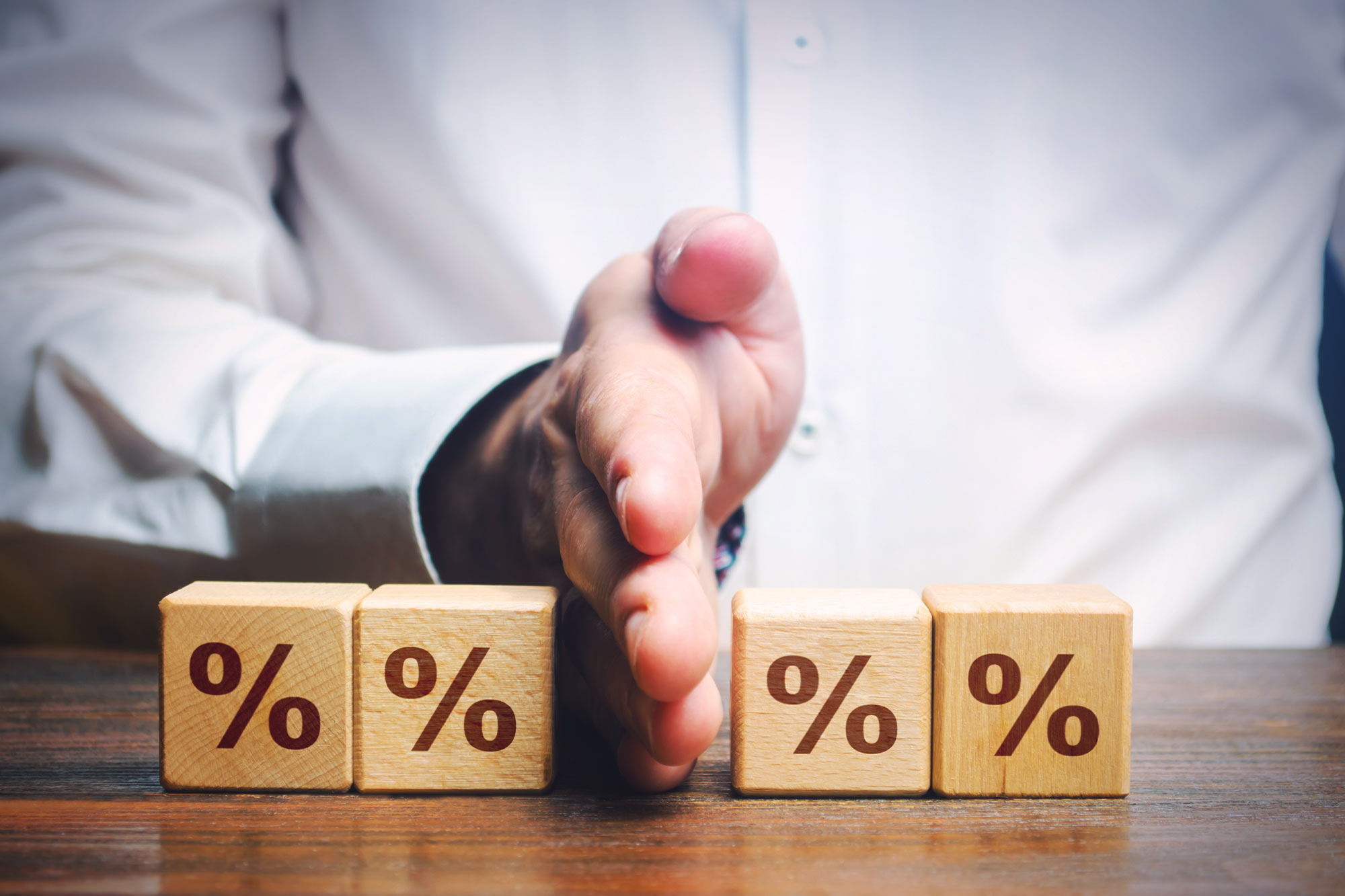 Interest rate cuts spark uptick in Canadian home sales in September